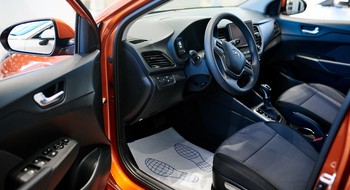 SOLARIS HCR 1.6 6A/T GL, 1.6 - 6AT, Comfort + Winter